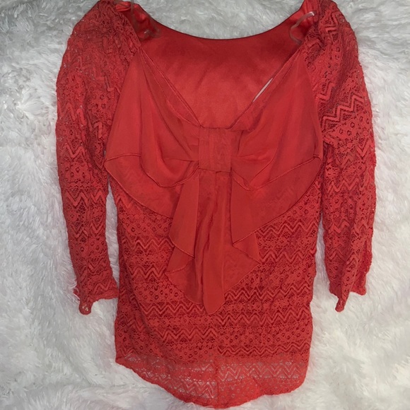 Rachel Kate Tops - SZ SMALL LACEY OVERLAY BOW DETAIL BACK TOP
